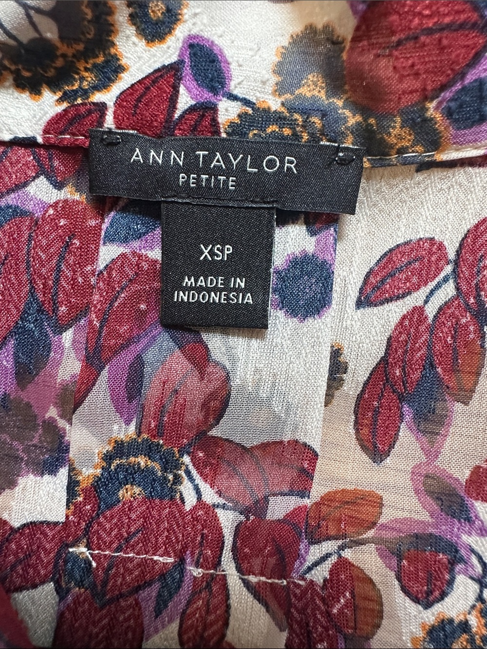 Ann Taylor Cream Blouse with Maroon and Purple Leaf Print and Neck Tie - Picture 4 of 13
